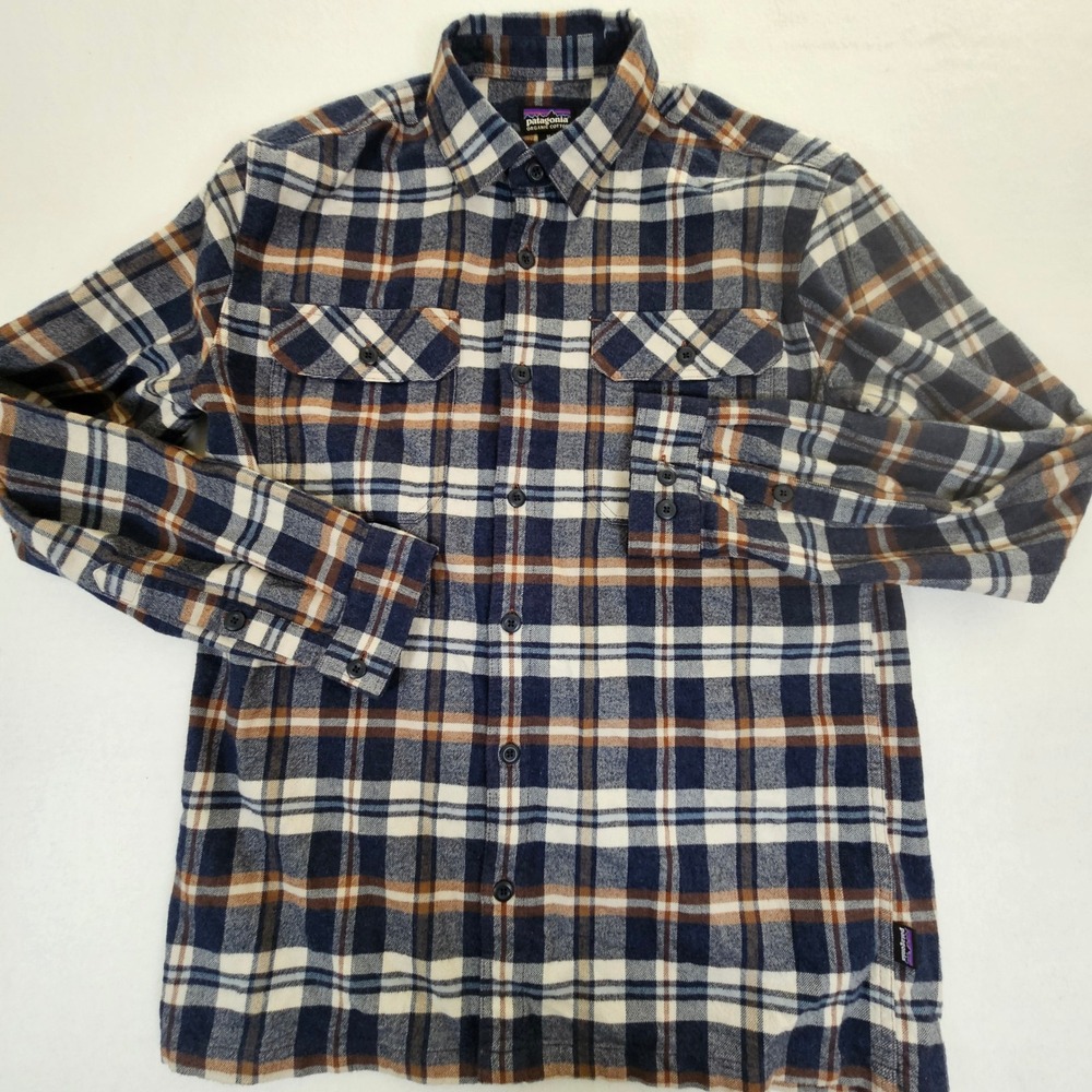Patagonia Mens Fjord Flannel Shirt‎ Medium Navy Brown Plaid Organic Cotton 42400